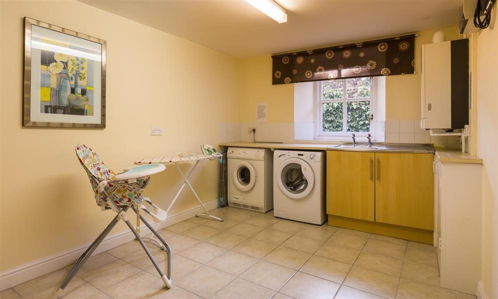 Woodside West Villa Боунес он Уиндърмиър Екстериор снимка
